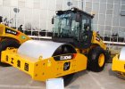 Каток дорожный XS163